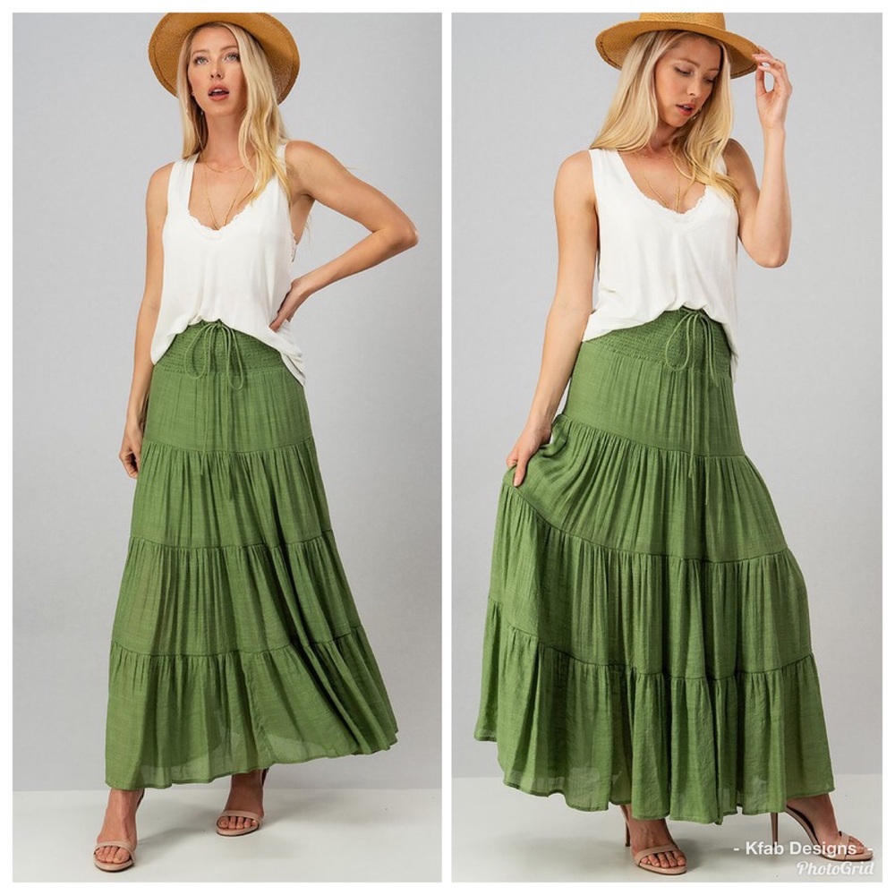 ❤️LAST 3! Smock Waist Drawstring Tiered Maxi Skirt - Picture 2 of 6